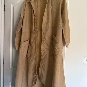 Tan Lightweight Coat – Street Style Essential